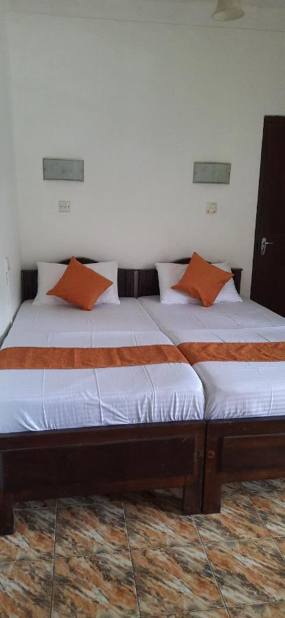 Sun Top Inn Ella Phòng bức ảnh